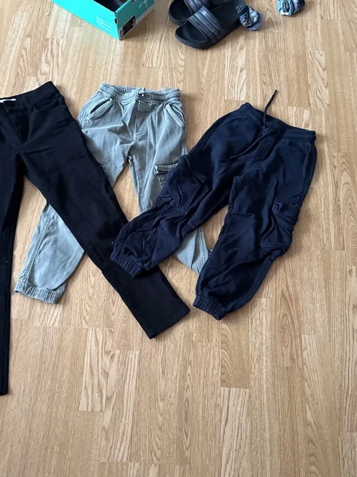 Lot de trois pantalon 6/8/10 ans - photo numéro 2