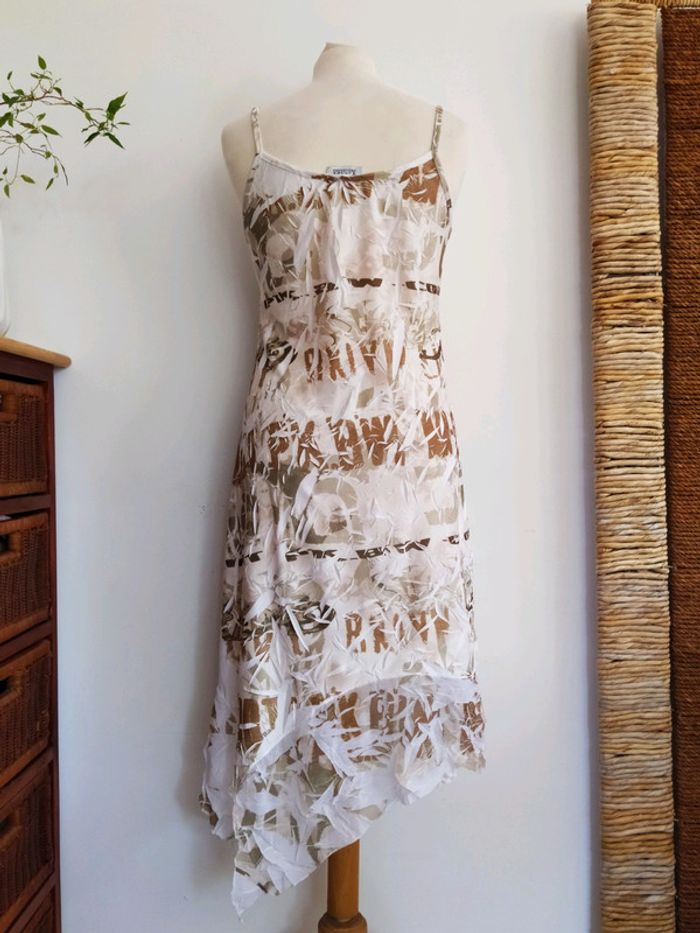 Robe NEUVE effet plié taille M - photo numéro 4