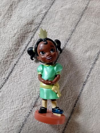 Figurine animator princesse et la grenouille