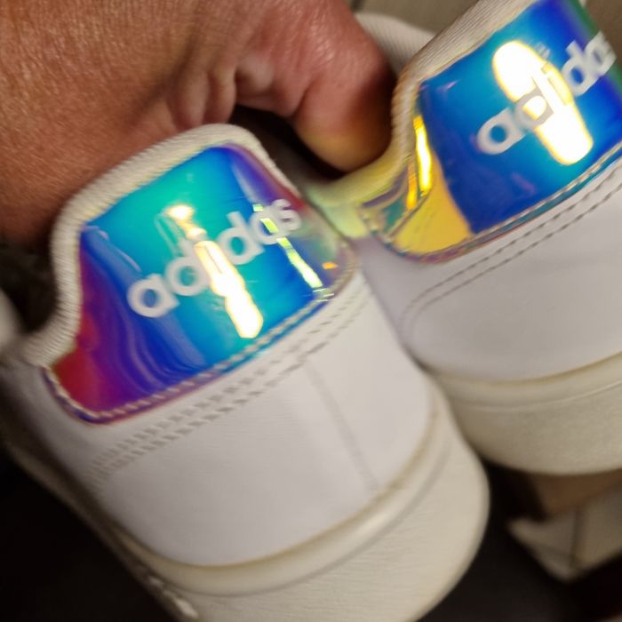 baskets ADIDAS tailke 39 . 5 - photo numéro 4