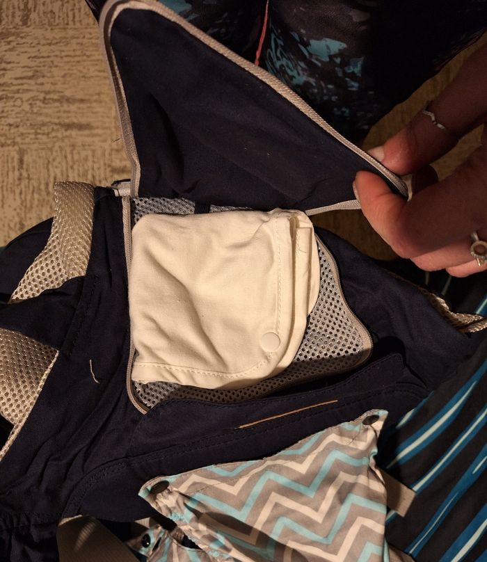 Porte bébé ergonomique avec siège Viedouce - photo numéro 5