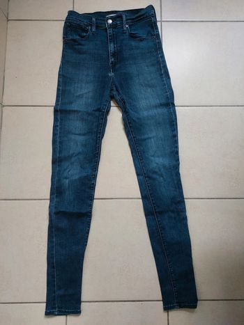 Jeans Levis
