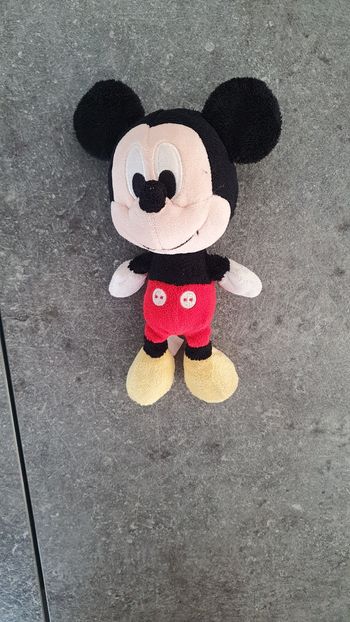 Peluche Mickey