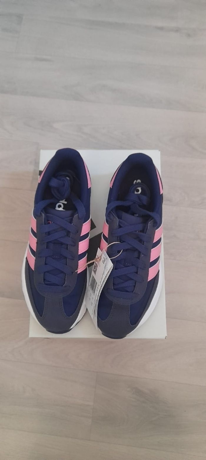 Basket adidas fille taille 36 - photo numéro 3
