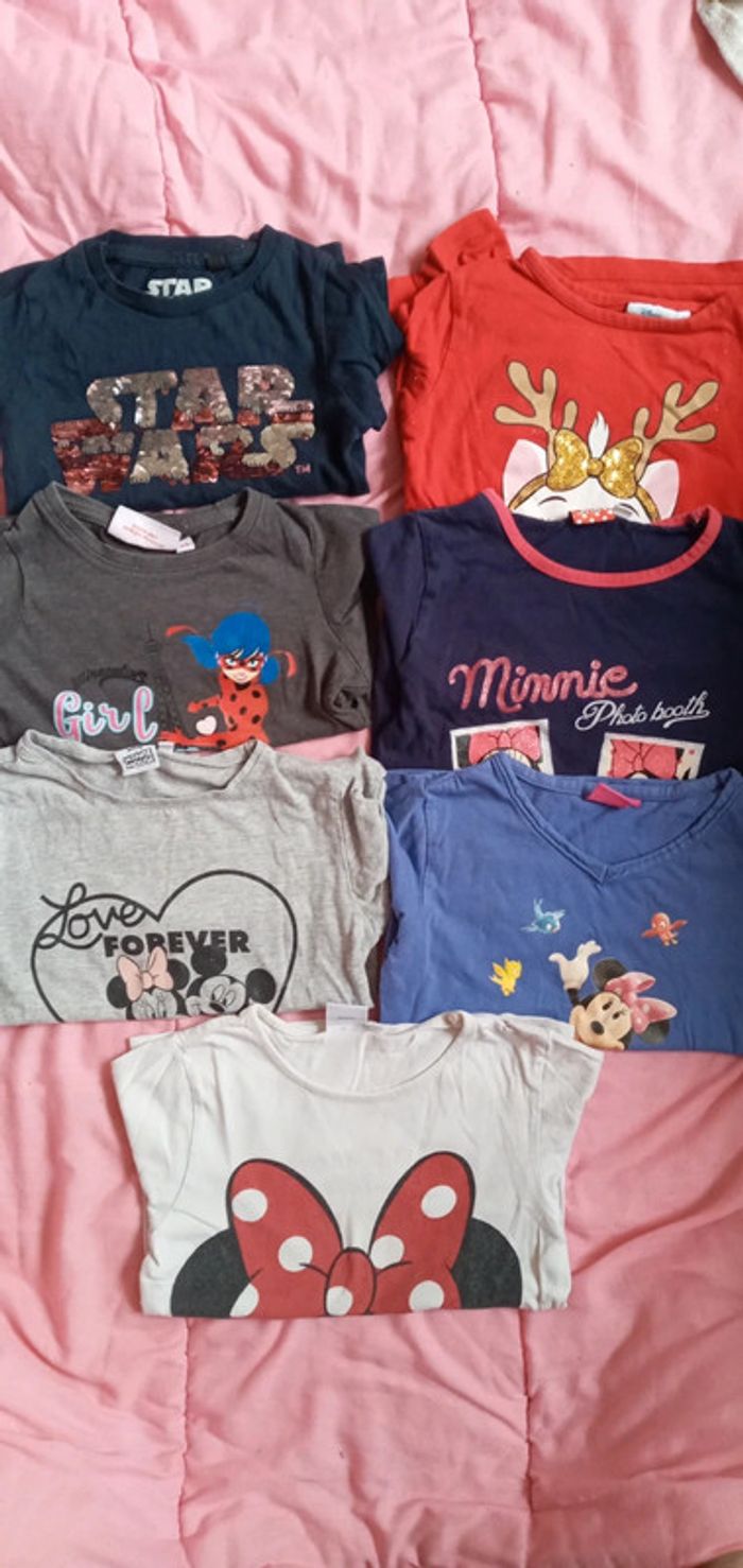 Lot de 7 maillots disney taille 4 ans