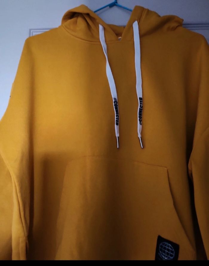 Pull à capuche - photo numéro 3