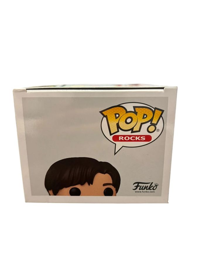Figurine Funko Pop BTS Dynamite Suga 220 neuf - photo numéro 5