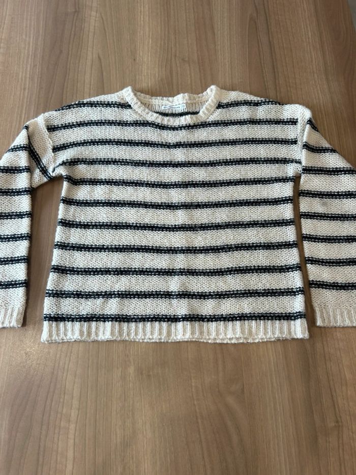Pull Monoprix taille 12 ans