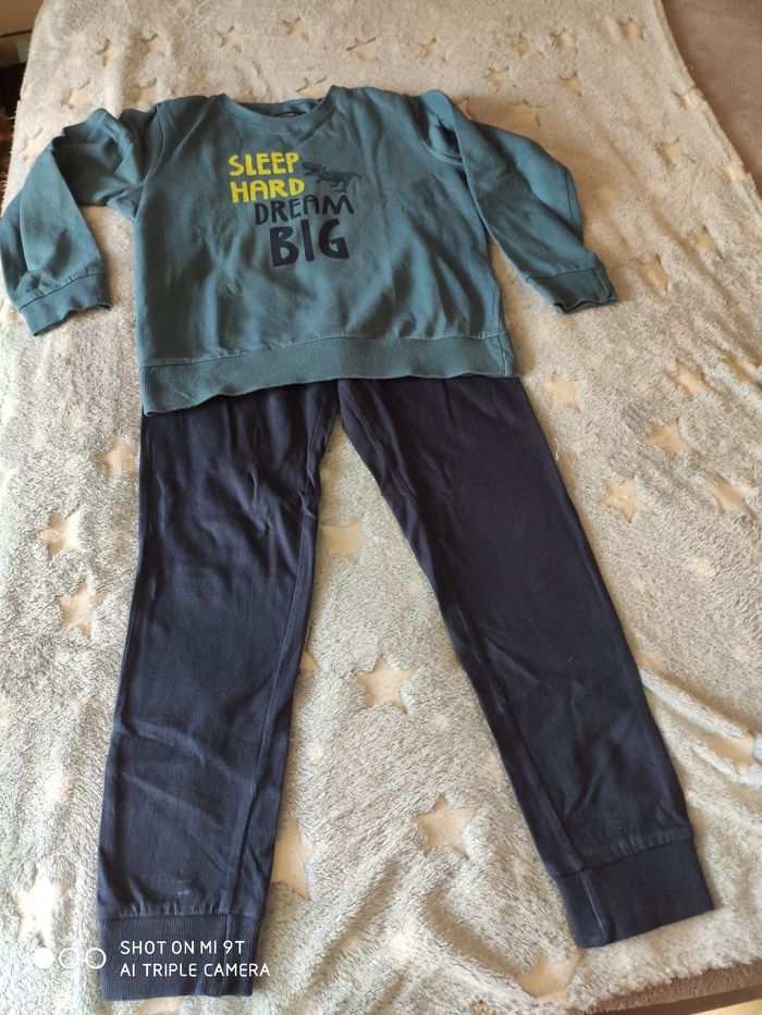 Pyjamas garçon taille 8 ans