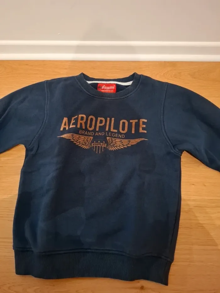 Sweat Aeropilote - 8 ans - très bon état - photo numéro 2