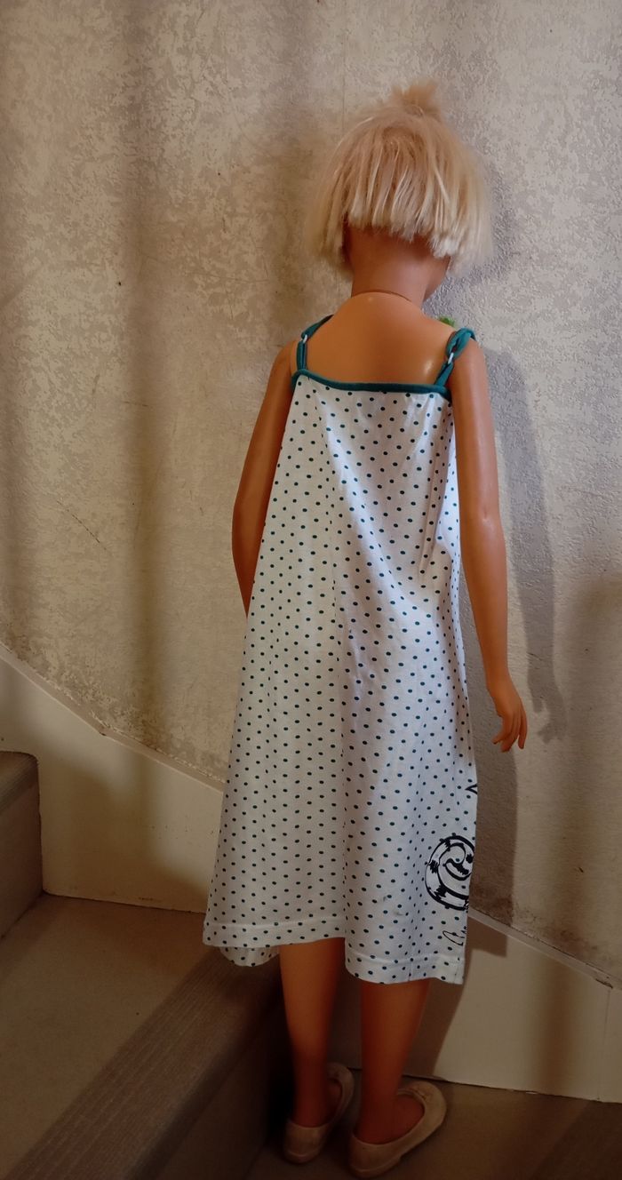 Chemise de nuit ou robe d'été. 10 ans . Coton . Blanc et vert . Chat . Graine de rêve. Très bon état - photo numéro 2