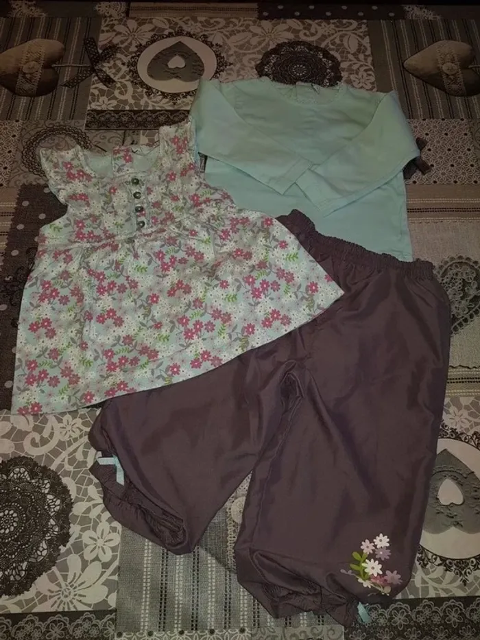 Ensemble 3 pièces  T-shirt, tunique et pantalon 18 mois - photo numéro 3