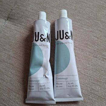 Gommages corps et visage ju&n