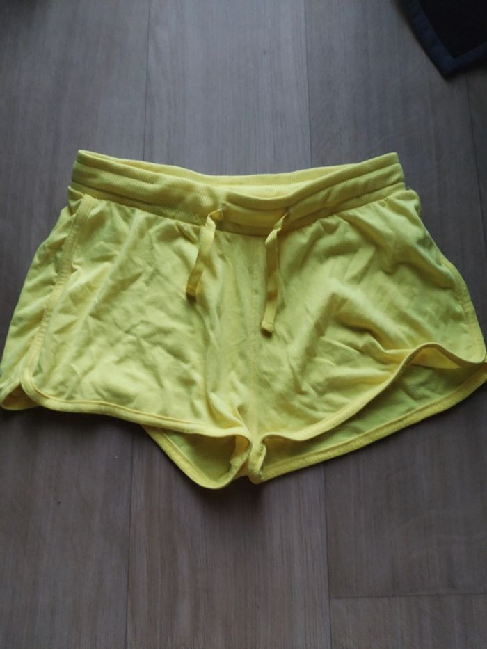 Short jaune fluo – Zeeman – Taille 158/164
