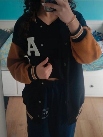 Varsity jacket noir et marron