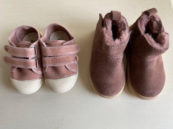 Lot de 2 paires de chaussures Zara T 18