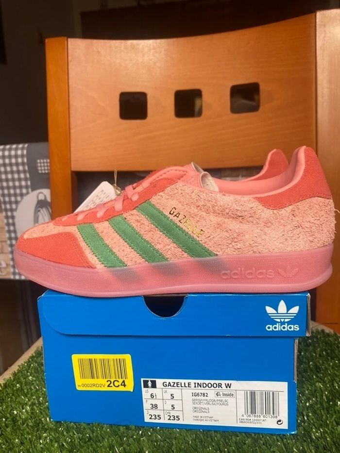 Adidas Gazelle Indoor Semi pink Spark Preloved Scarlet