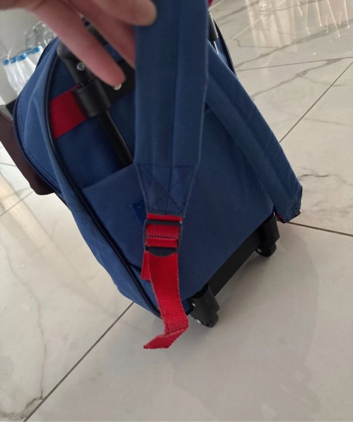 Cartable à roulettes - photo numéro 3