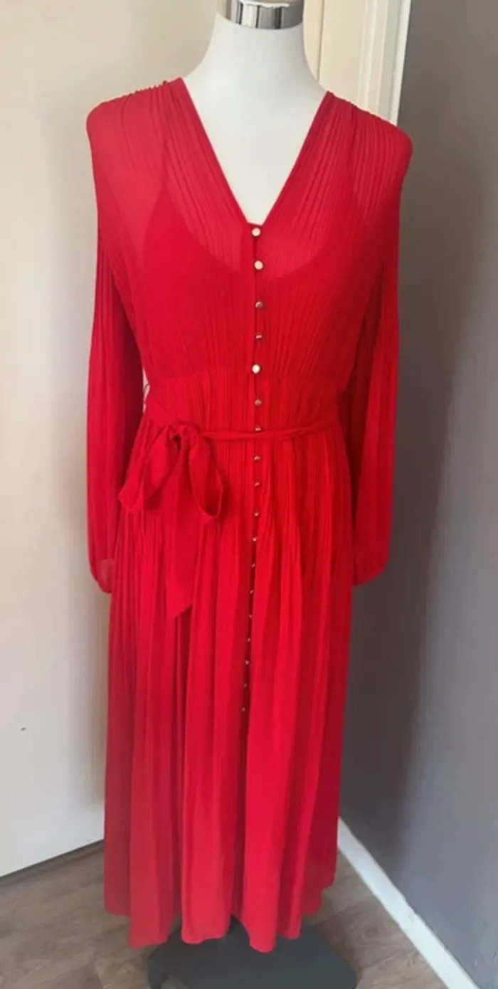 Maje Robe longue rouge, plissé femme, taille 40