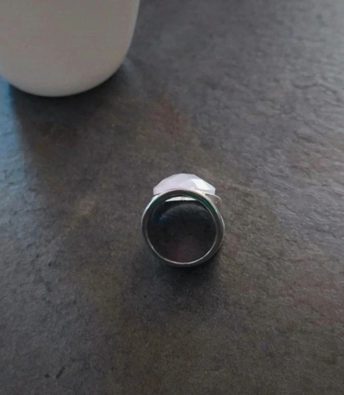 Bague argentée et pierre rose H&M - photo numéro 3