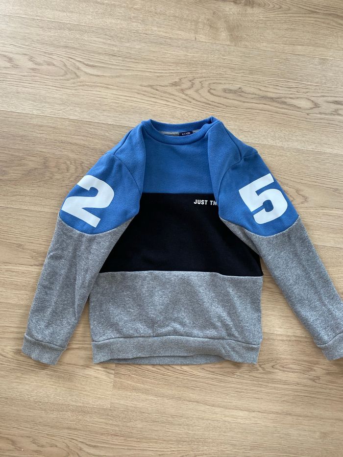 Sweat colorblock 8ans - photo numéro 2