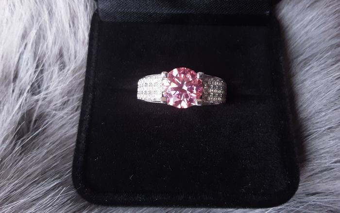 Bague mariage fiançailles anniversaire gravée Au750 Moissanite 9mm 3carats cadeau pour elle - photo numéro 4