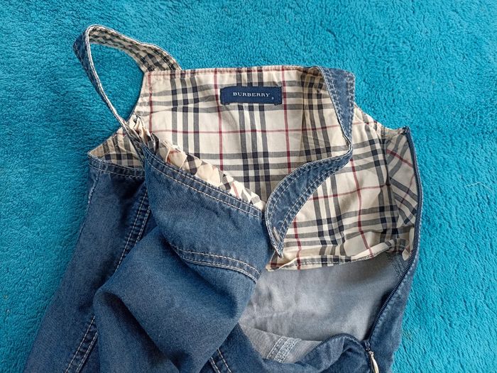 Robe en jean's Burberry 3 ans - photo numéro 5