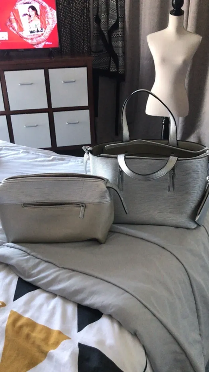 Sac trois pièces - photo numéro 3