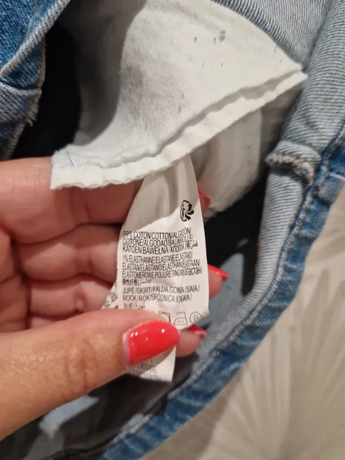 Jolie jupe en jean Kiabi taille 40 - photo numéro 4