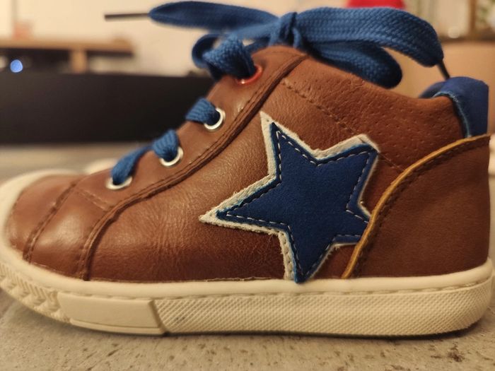 Chaussure taille 26 - photo numéro 3
