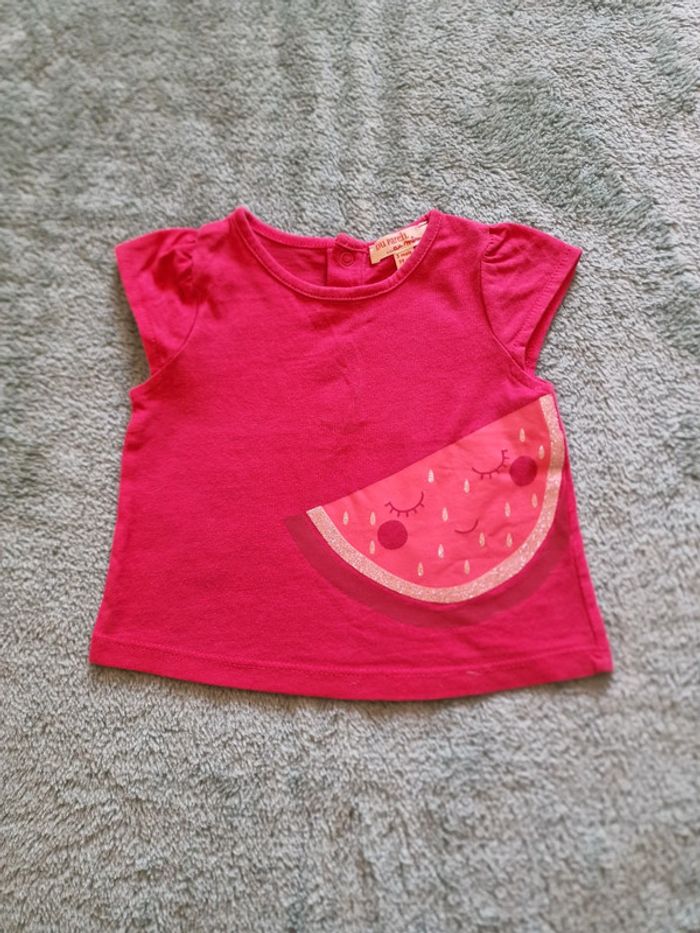 Très joli tee-shirt 3 mois