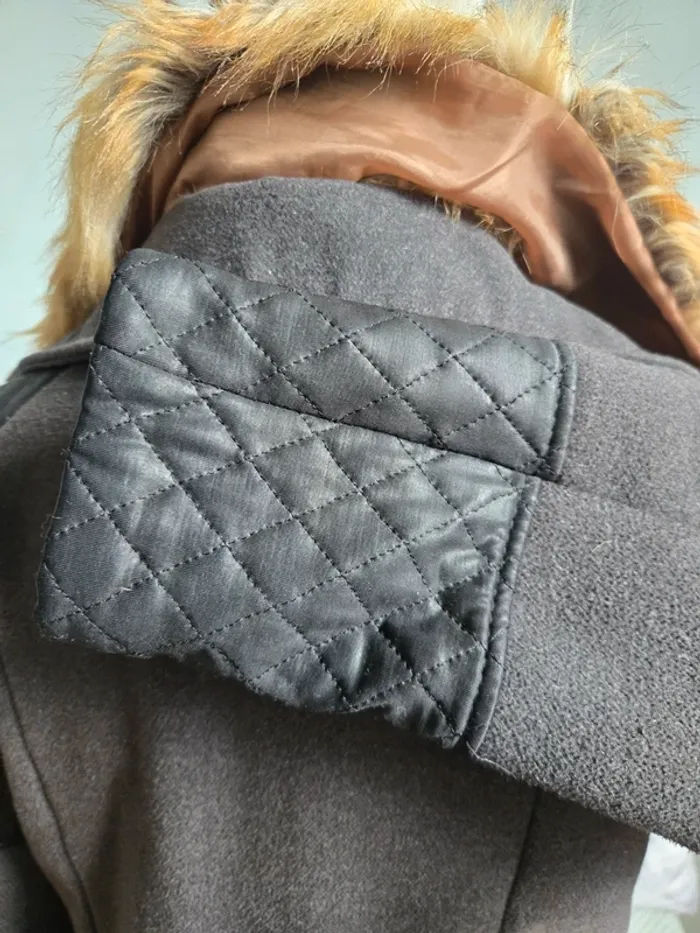 Manteau bi-matiere col amovible. - photo numéro 5