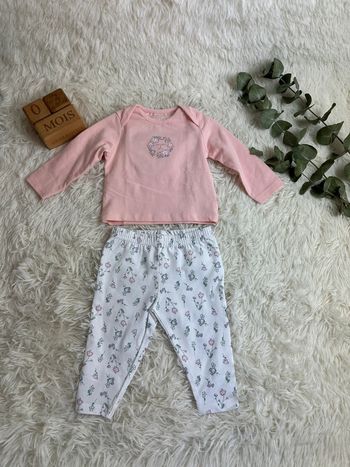Ensemble baby rose et blanc taille 3 mois