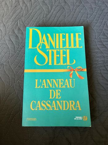Livre l’anneau de Cassandra