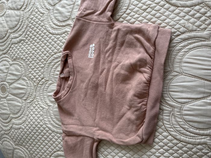 Pull beige rose