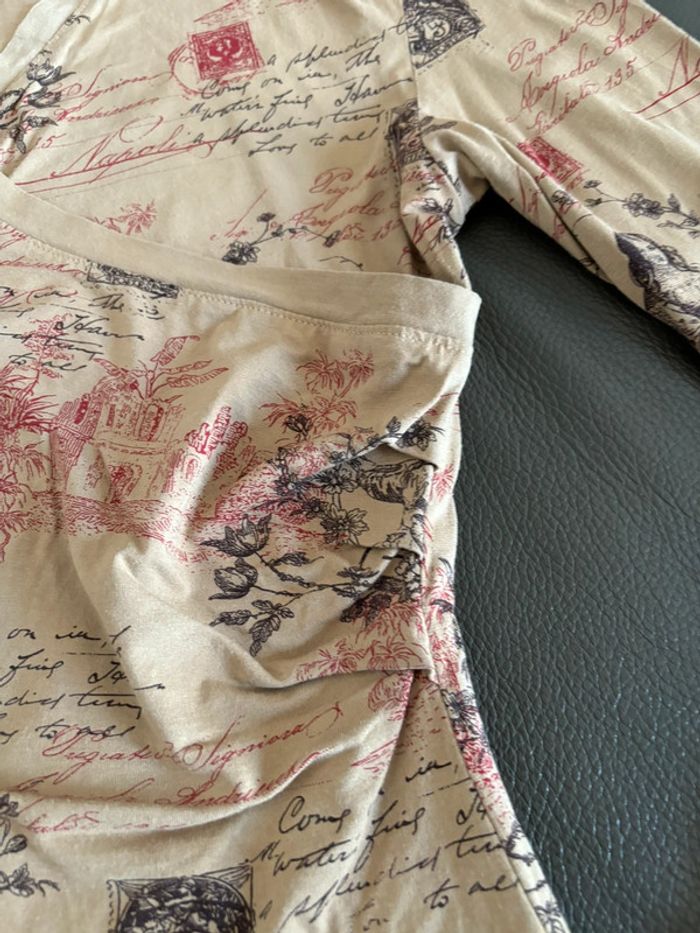 T-shirt cache cœur taille 42 - photo numéro 3