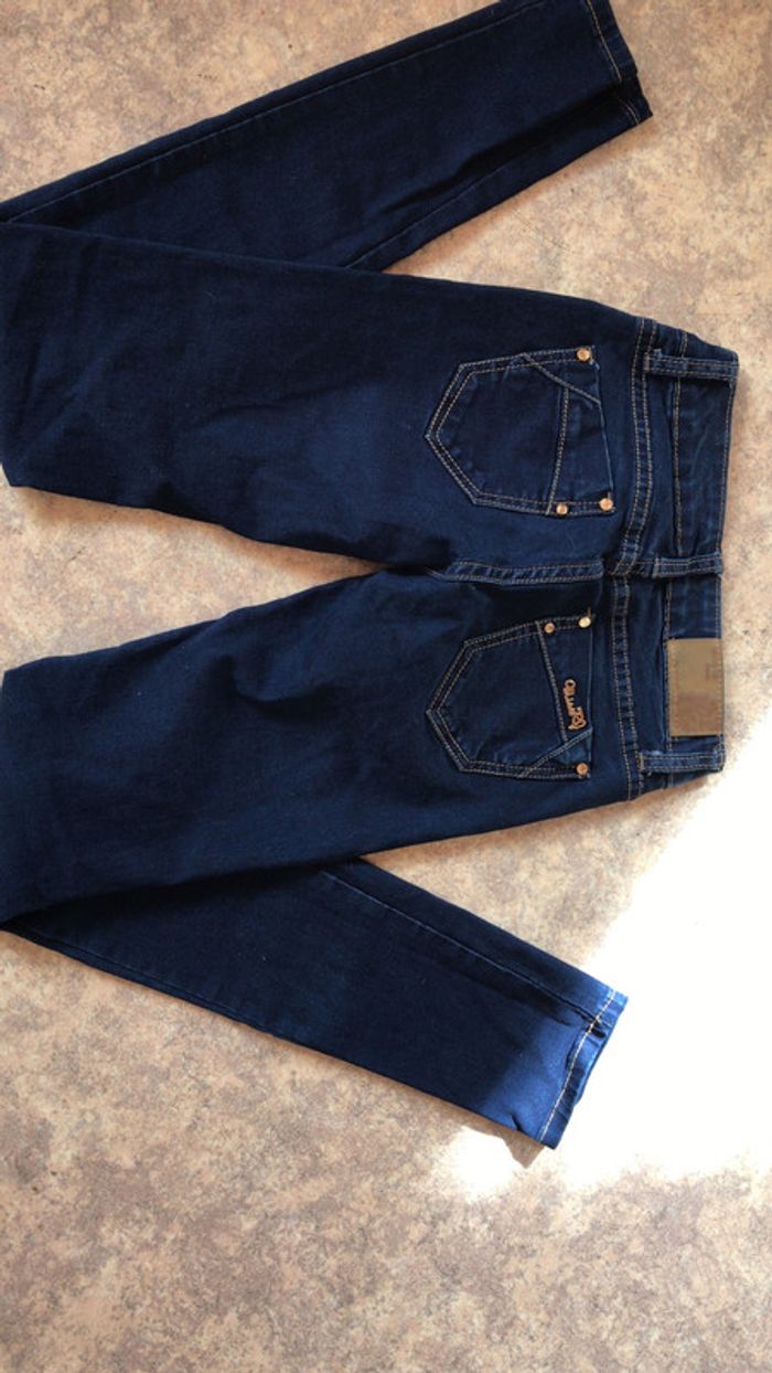 Jeans taille 34 en super état - photo numéro 2