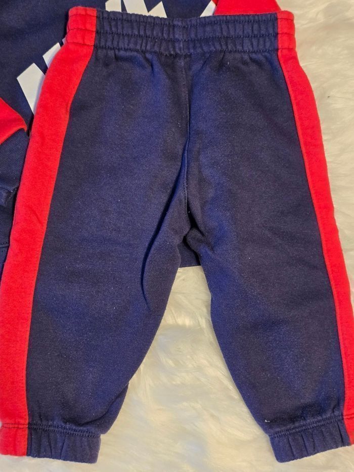 💙🤩😍jogging  molleton NIKE   12 mois garçon 💙🤩😍 - photo numéro 5