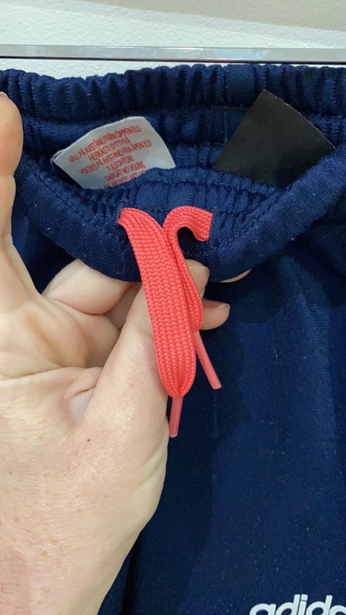 Pantalon jogging Adidas 5-6 ans - photo numéro 3
