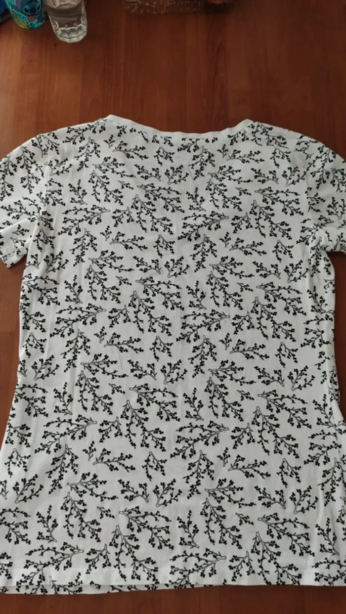 Tee-shirt manches courtes c&a taille M - photo numéro 5