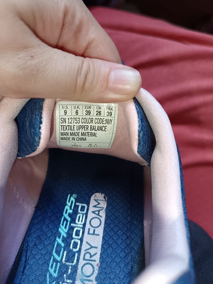 Baskets sketchers - photo numéro 3
