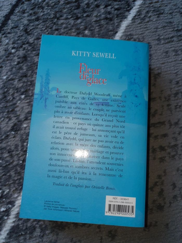 Livre "Fleur de glace" - photo numéro 2