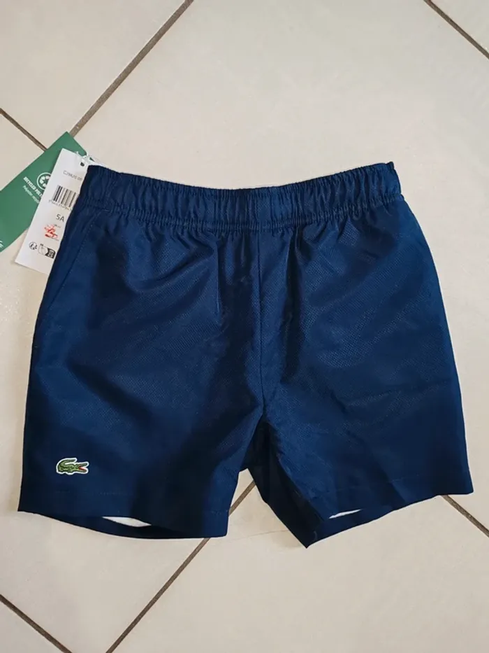 Short lacoste 5 ans - photo numéro 3