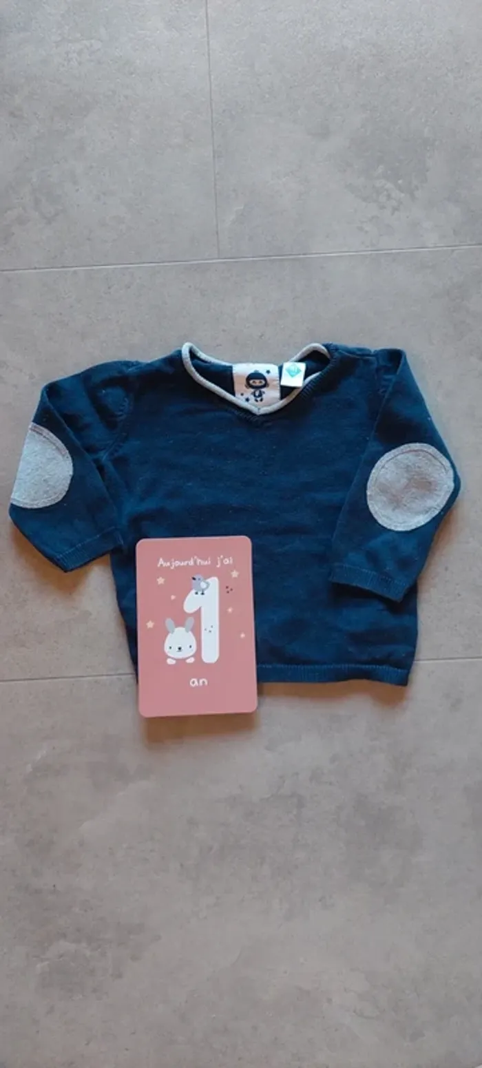 Pull 12 mois tex baby
