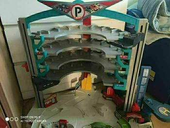 Hotwheel garage attaque requin ultime