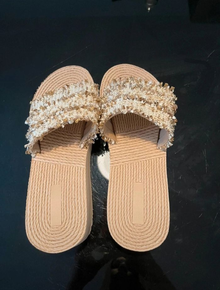 Claquette, chaussures - photo numéro 3