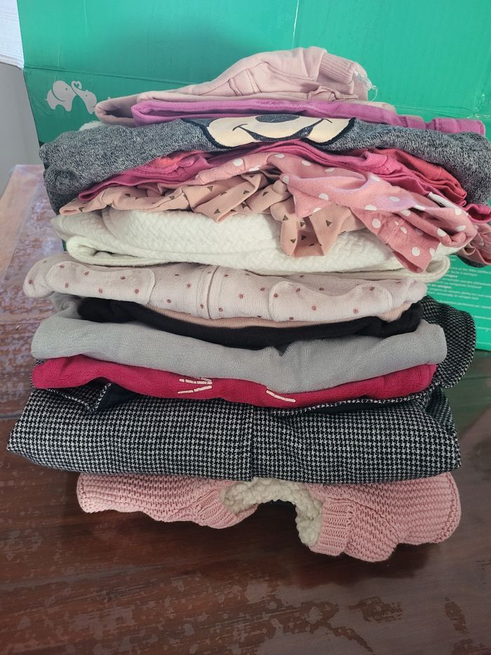 Lot vêtements fille 9-12 mois complet - photo numéro 3