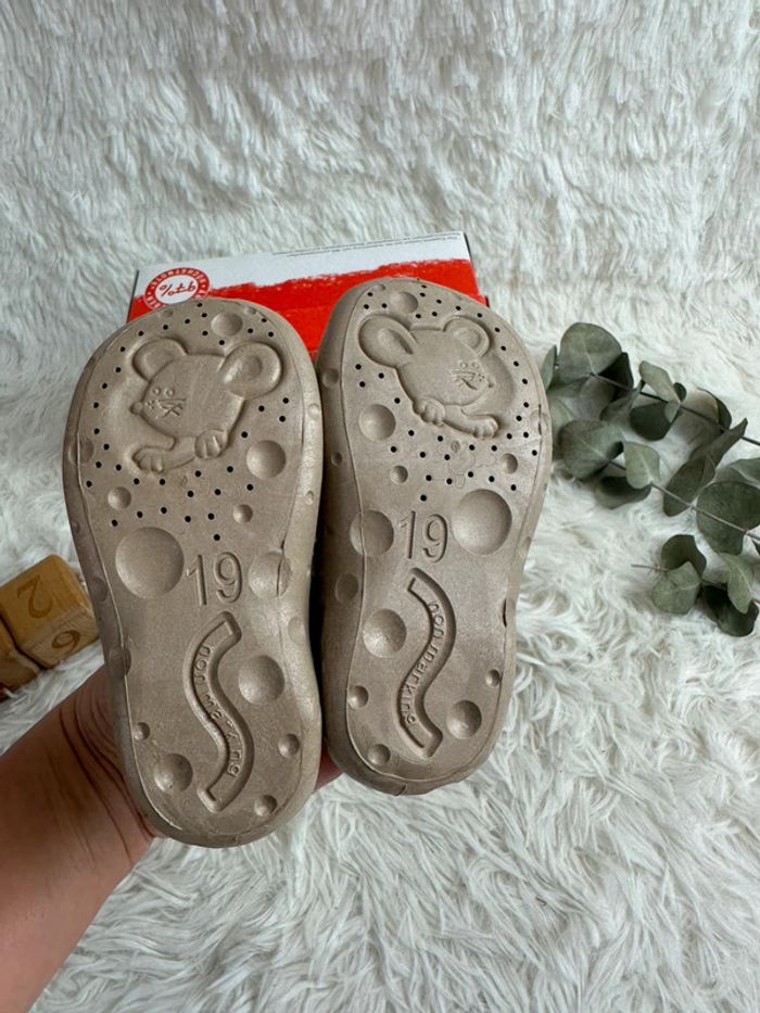Paire de chaussons Superfit taille 19 - photo numéro 5