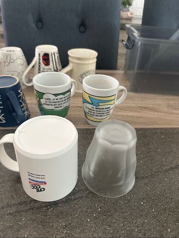 Lot  de tasses