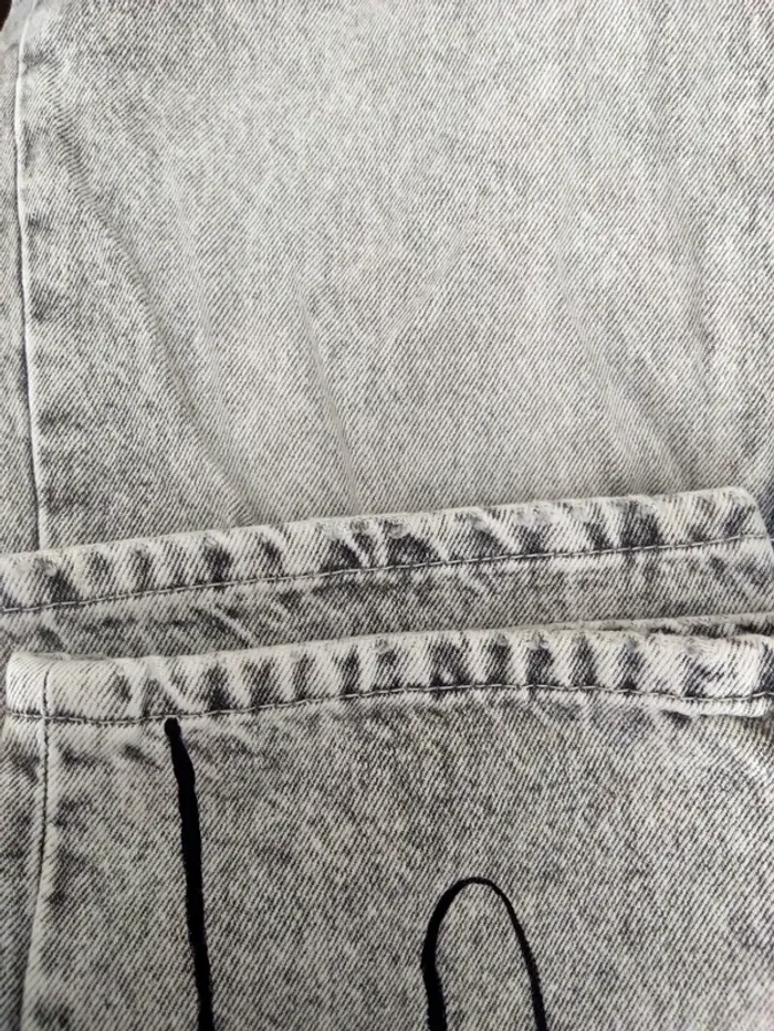 Jean mom Bershka T36, coupe taille haute ultra tendance - photo numéro 7